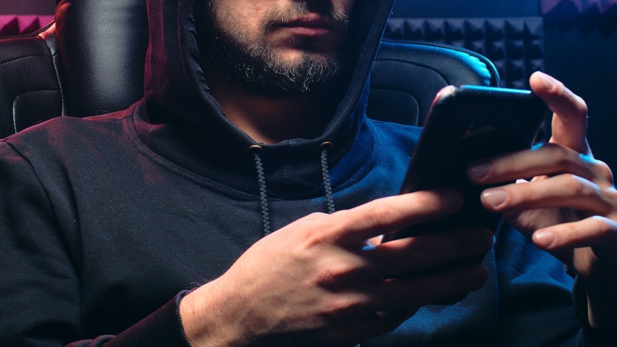 Android ve iPhone Kullanıcılarına Yönelik Sahte SMS Uyarısı