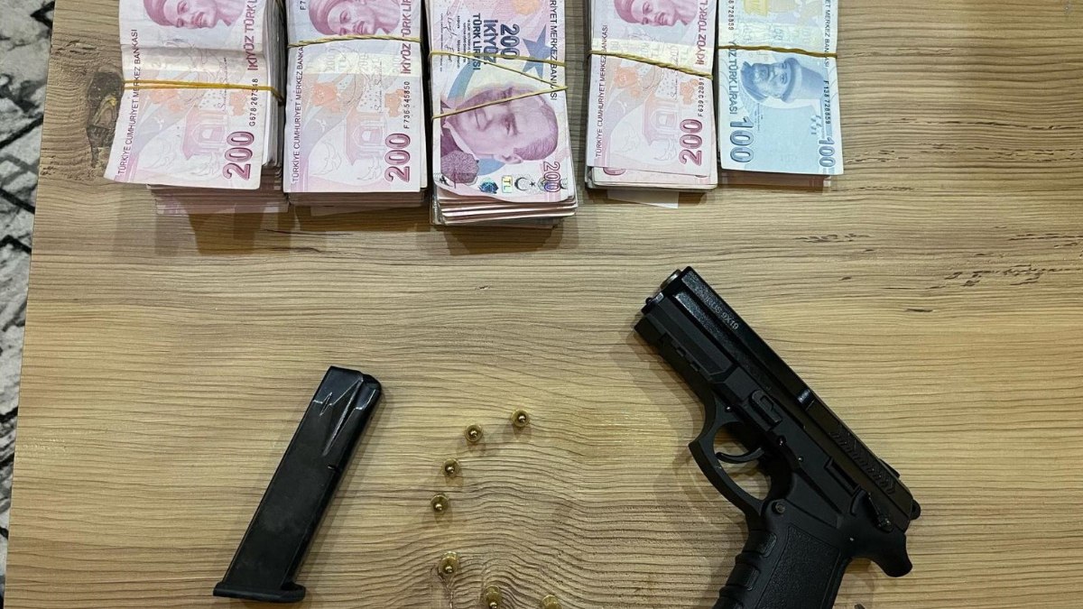 İzmir'de Suç Örgütüne Şafak Operasyonu