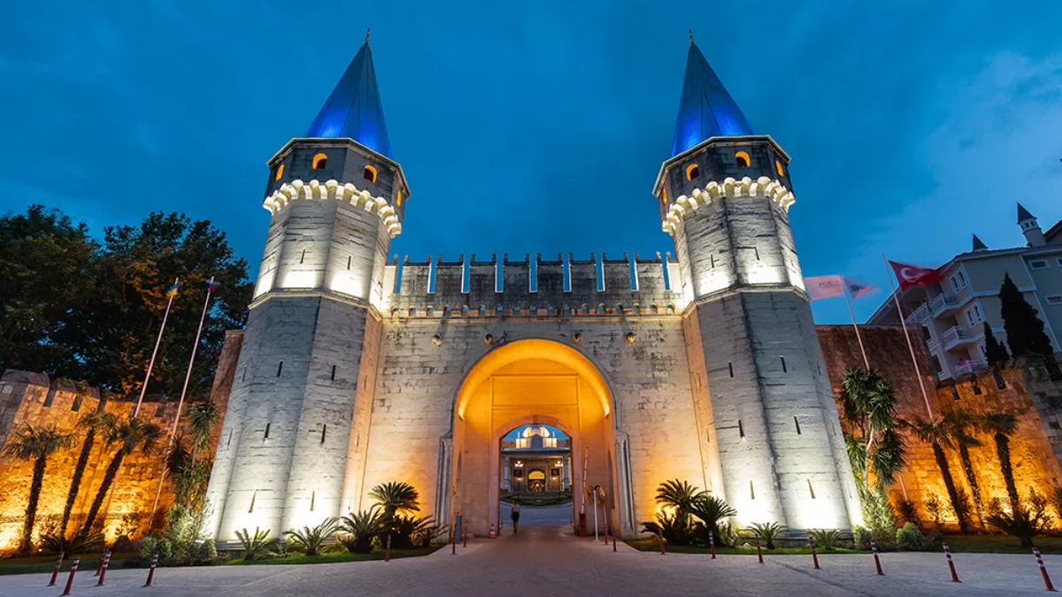 Topkapı Sarayı’nda Gece Ziyaretleri Başladı